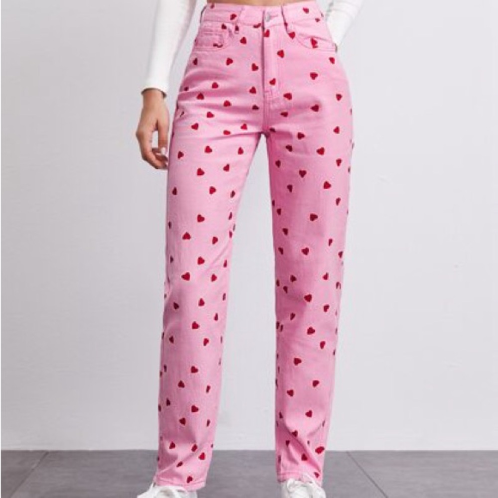 SHEIN Pink Heart Print Straight Leg Pants